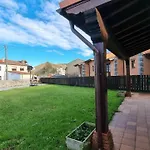 Casa Con Jardin Cerca Playa De La Franca - Male 아파트 Pimiango