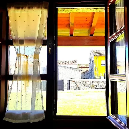 아파트 Casa Con Jardin Cerca Playa De La Franca - Male Pimiango