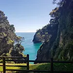 Casa Con Jardin Cerca Playa De La Franca - Male Apartment